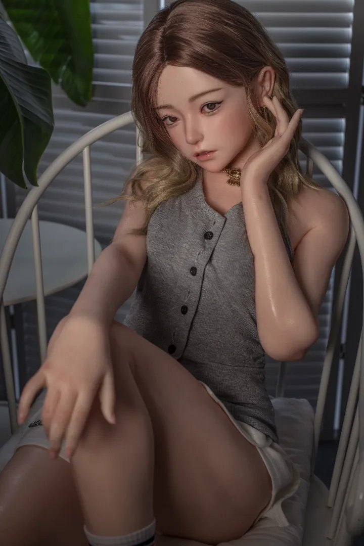 149cm (4ft11) B-Cup realistic skin texture Silicone Sex Doll Una, ROS Head #125b